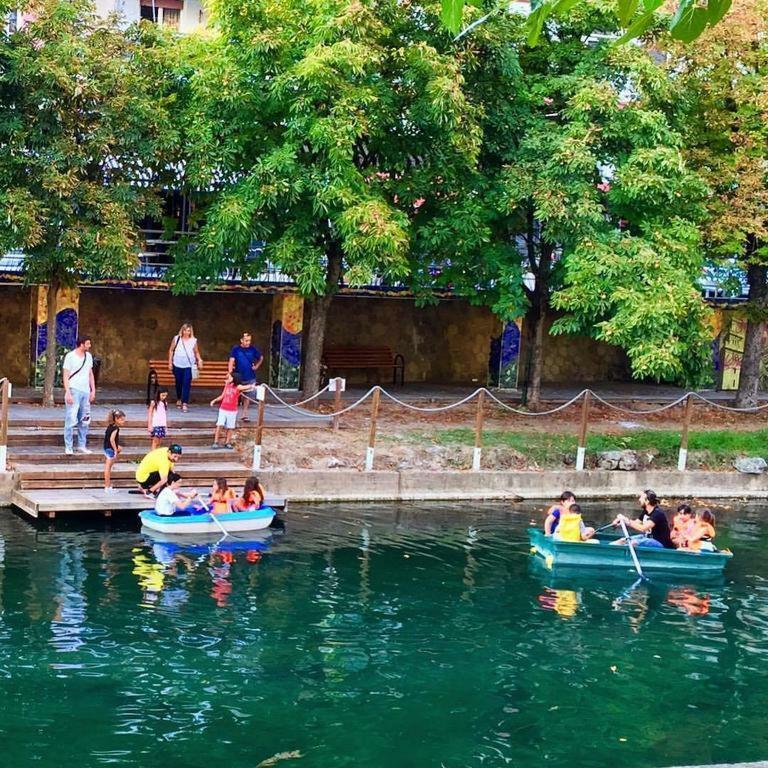 4-Seasons Pool Villa Near Meteora Trikala  Bagian luar foto