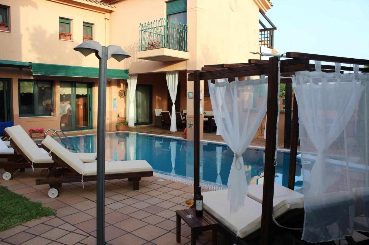 4-Seasons Pool Villa Near Meteora Trikala  Bagian luar foto