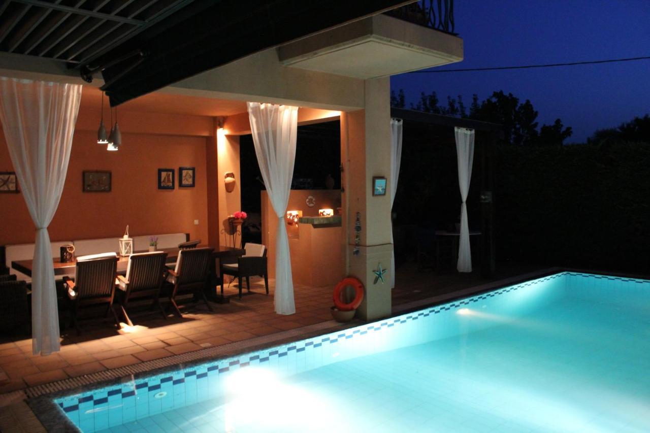 4-Seasons Pool Villa Near Meteora Trikala  Bagian luar foto